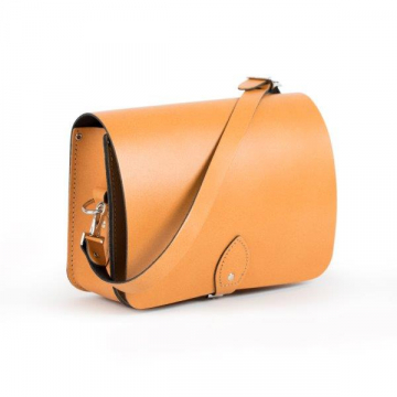 Gweniss Riley Saddle Bag - Light Tan