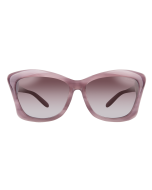 The Tom Ford FT0280 Lana offers a chic, retro-inspired look with a modern touch. These stylish sunglasses feature a sleek butterfly design with subtle wrap-around contour in a marbled purple finish.Lilac gradient lenses complement the frames, along with t